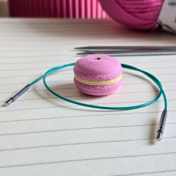 Macaron cord stopper