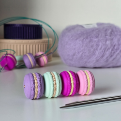 Macaron cord stopper