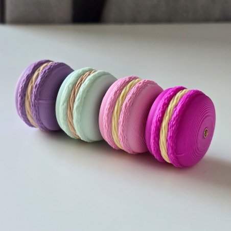 Macaron cord stopper