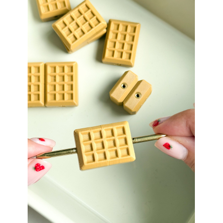 Waffle - Magnetic Cord Stopper