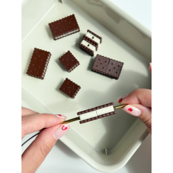 Ice Cream Sandwich - Magnetic Cord Stopper