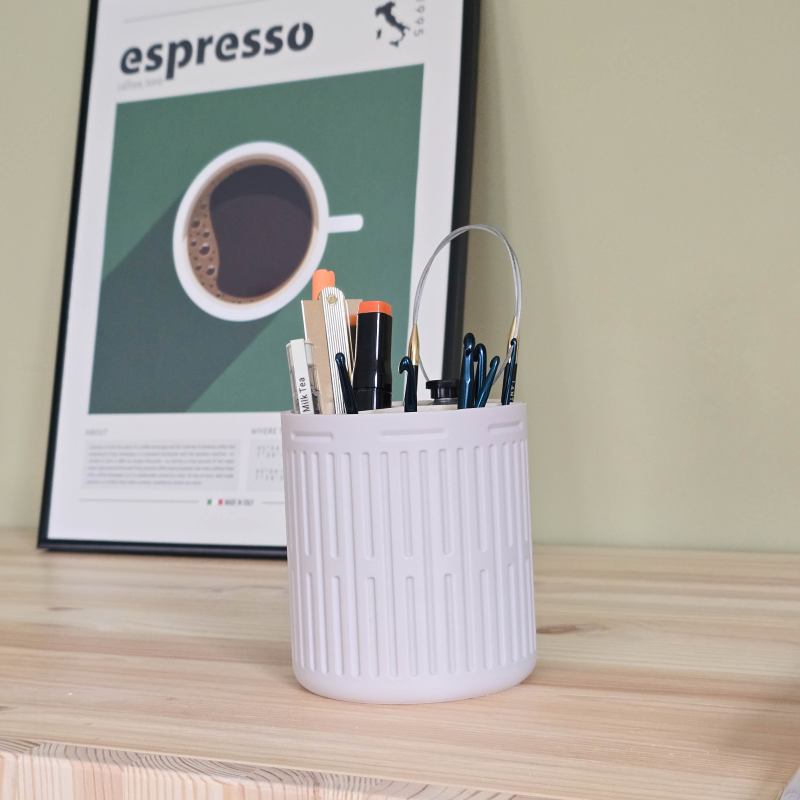 Bucky Macaron - Cute Desk Organizer