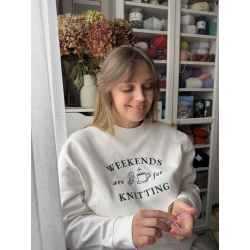 Bluza Weekends Are for Knitting