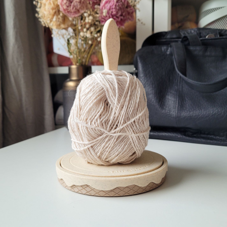 Spin Buddy - The yarn holder you can take everywhere!